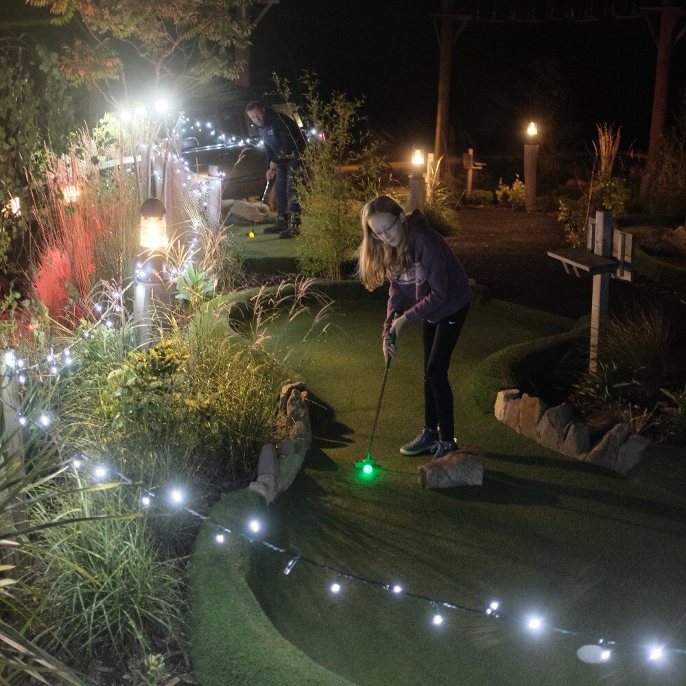 Aztec Adventure The Lost Valley Glow Golf