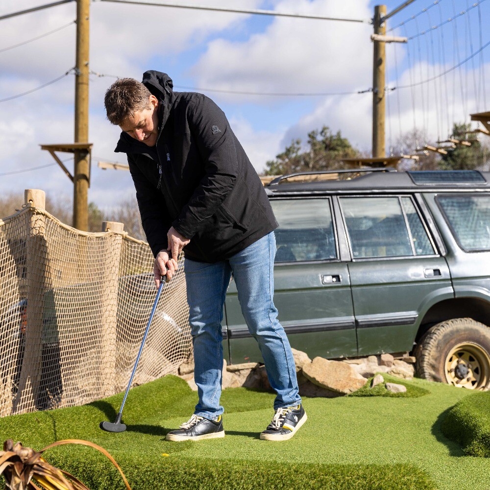 Looking for fun this February? Enjoy Adventure Golf at The Lost Valley and Just Climb sessions at Aztec Adventure Evesham. Open weekends and throughout Worcestershire's half-term (15th-23rd February 2025)!